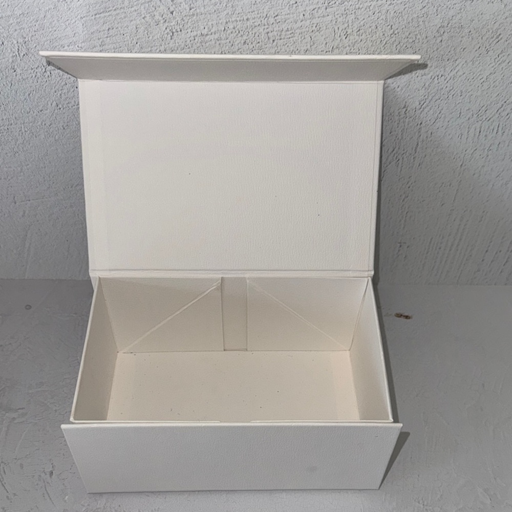 Parfums de Marly Paris storage Box - Picture 5 of 13